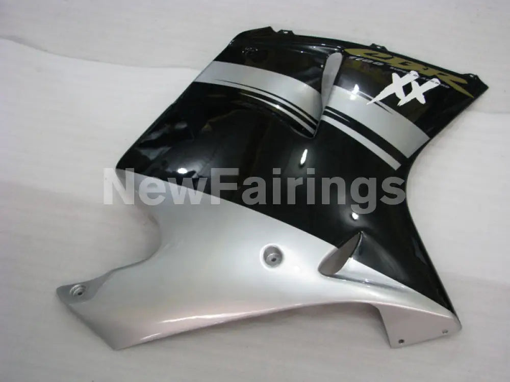 Black and Silver Factory Style - CBR 1100 XX 96-07 Fairing