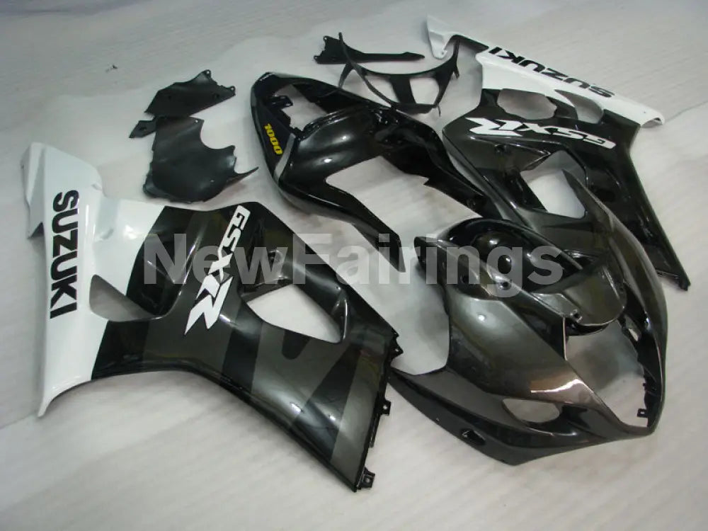 Grey and Black White Factory Style - GSX - R1000 03 - 04