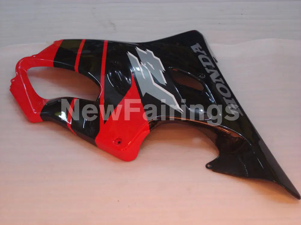 Red and Black Factory Style - CBR600 F4 99-00 Fairing Kit -