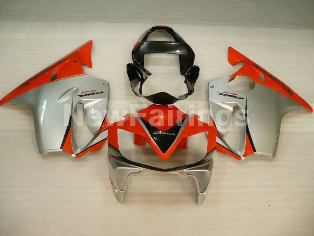 Red and Silver Black Factory Style - CBR600 F4i 01-03