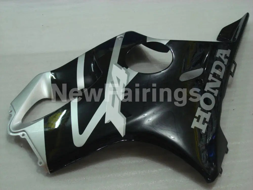 Silver and Black Factory Style - CBR600 F4 99-00 Fairing Kit