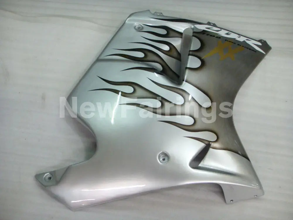 Silver and Black Flame - CBR 1100 XX 96-07 Fairing Kit -