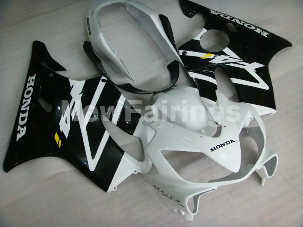 White and Black Factory Style - CBR600 F4i 04-06 Fairing Kit