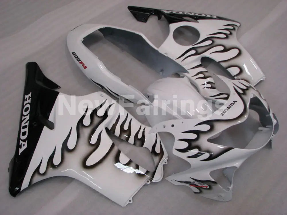 White and Black Flame - CBR600 F4 99-00 Fairing Kit -