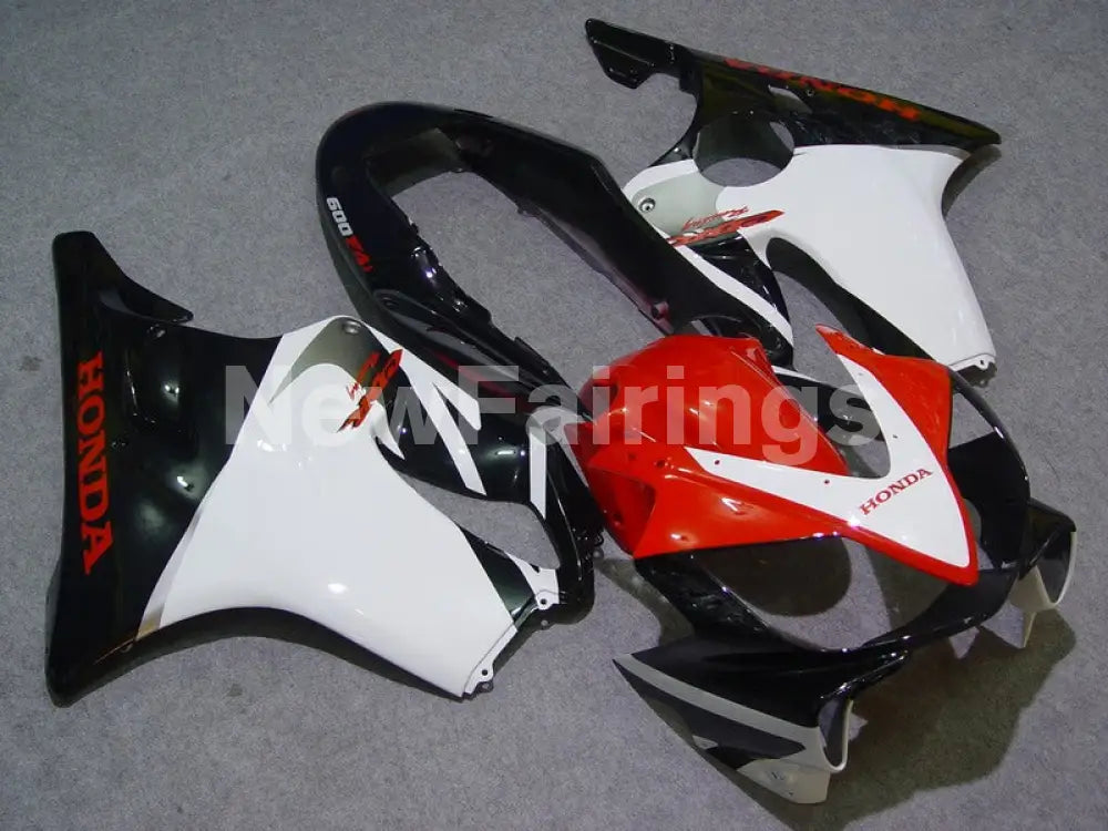 White and Red Black Factory Style - CBR600 F4i 04-06 Fairing