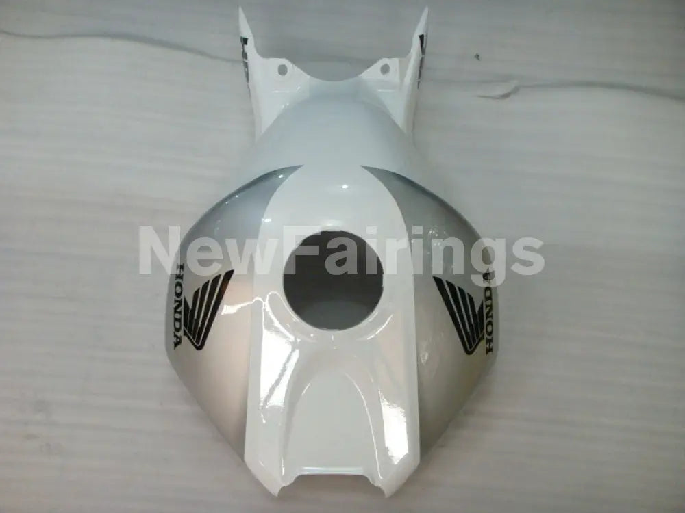 White and Silver Repsol - CBR1000RR 04-05 Fairing Kit -