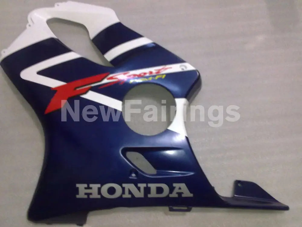 White and Blue Factory Style - CBR600 F4 99-00 Fairing Kit -