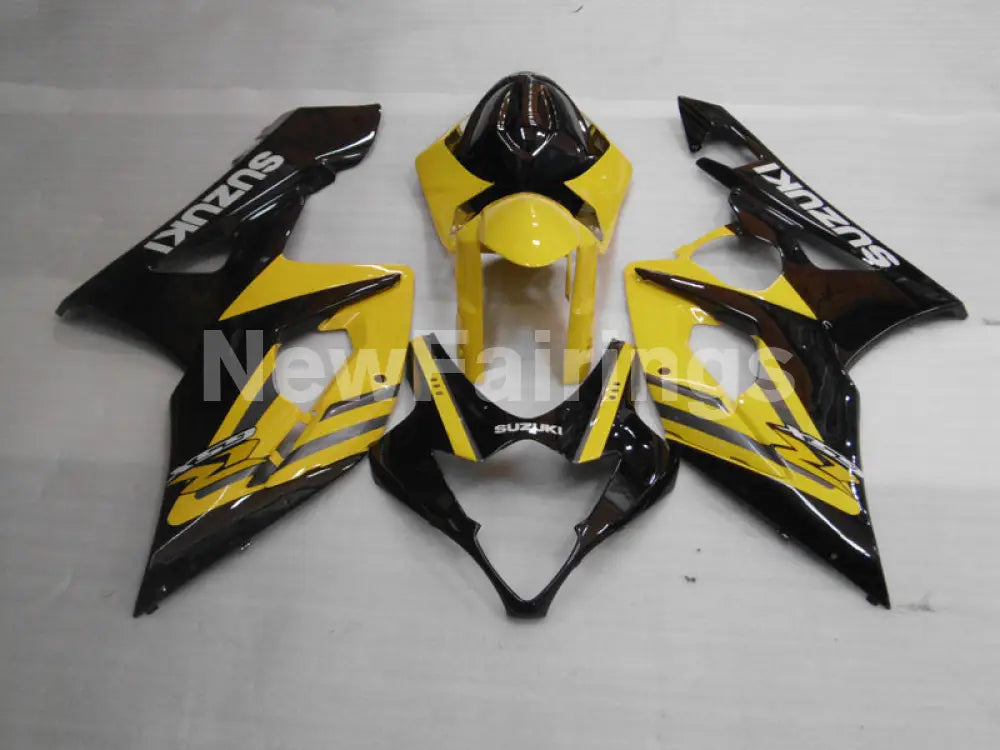 Yellow and Black Factory Style - GSX - R1000 05 - 06