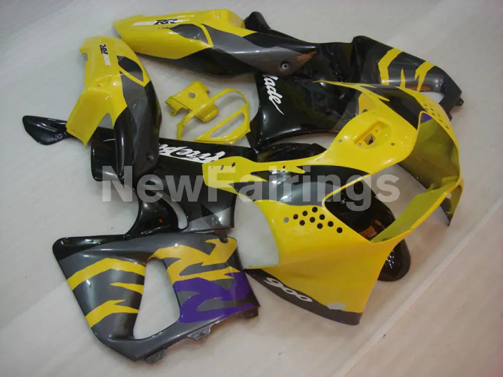 Yellow and Grey Black Factory Style - CBR 919 RR 98-99