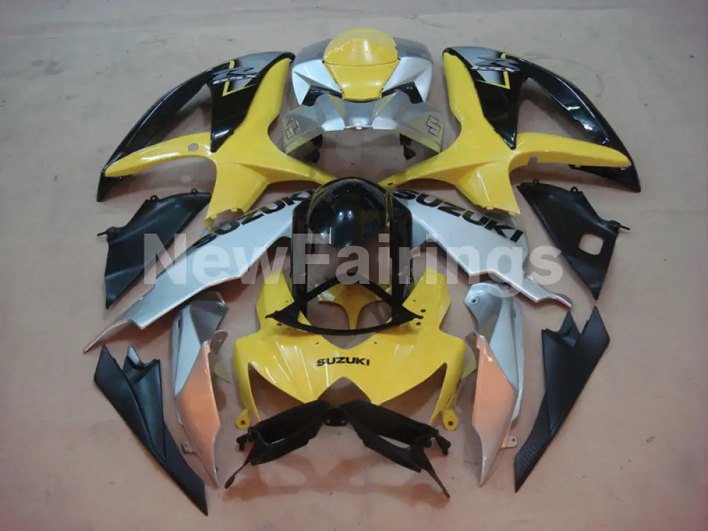 Yellow and Silver Black Factory Style - GSX-R600 08-10