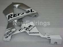 Load image into Gallery viewer, White and Silver Repsol - CBR 929 RR 00-01 Fairing Kit